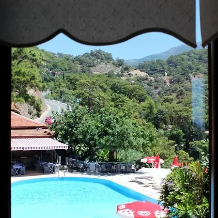 Aygul Fethiye